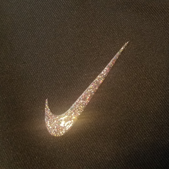 NWT Nike glitter sports bra - small - Picture 5 of 8